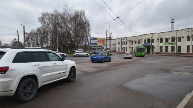 Призма 6x3,  Привокзальний м-н, 1