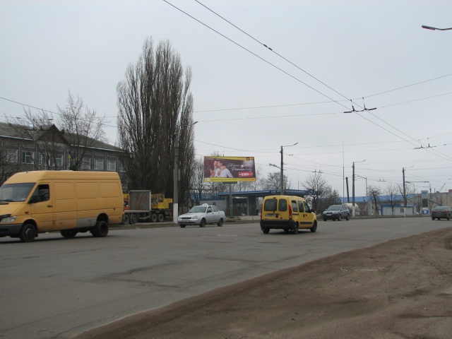 Щит 6x3,  Пр-т Незалежності, 106