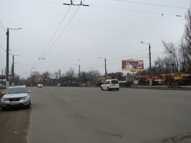 Щит 6x3,  Пр-т Незалежності, 106